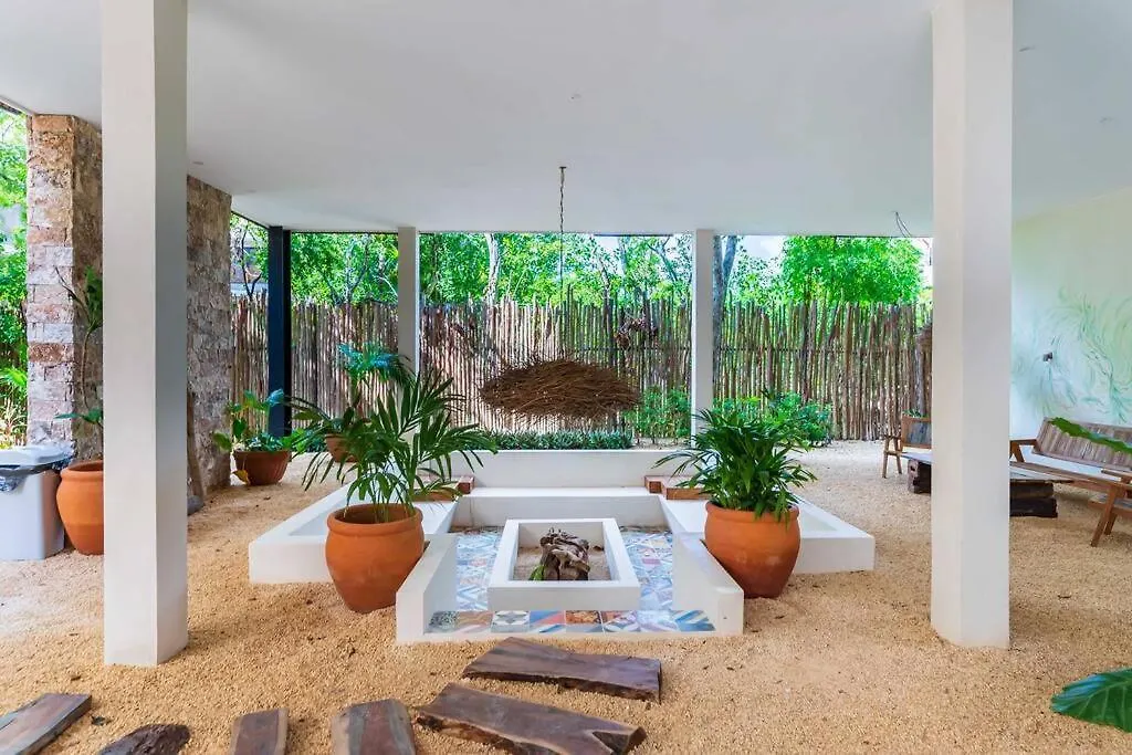Marquez II Manor Tulum By Sandy Powerful 0*,